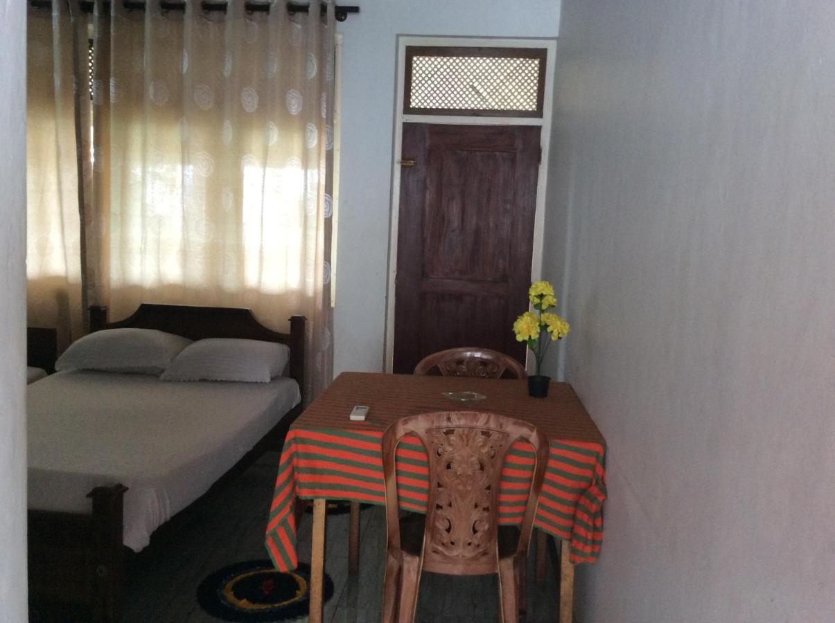New Rest House Sea View Hotel نيجومبو المظهر الخارجي الصورة