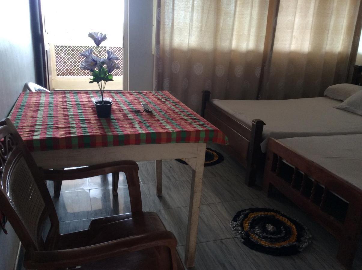 New Rest House Sea View Hotel نيجومبو المظهر الخارجي الصورة